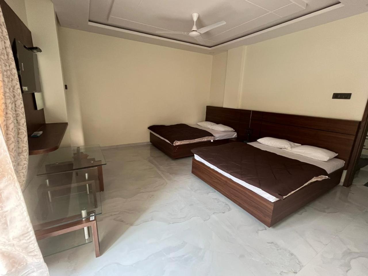 Hotel Sai Sandesh Shirdi Buitenkant foto