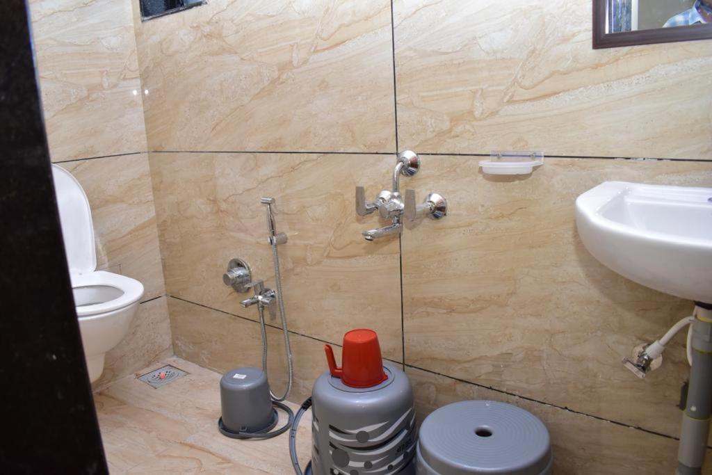 Hotel Sai Sandesh Shirdi Buitenkant foto